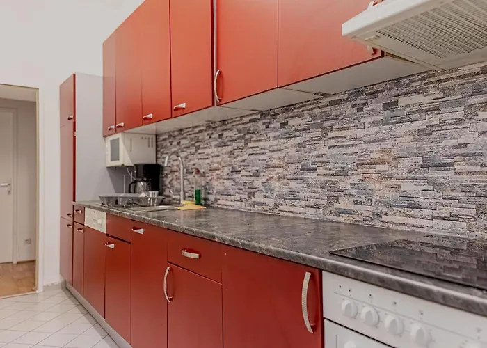 Comfortable 3br Aprt, Next To Belvedere, Ideal For Long