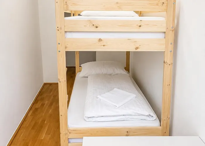 Comfortable 3br Aprt, Next To Belvedere, Ideal For Long Viyana