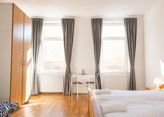 Daire Comfortable 3br Aprt, Next To Belvedere, Ideal For Long *